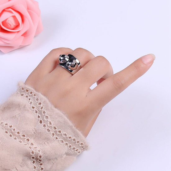 Bague à seins en argent sensibilisation au cancer du sein.