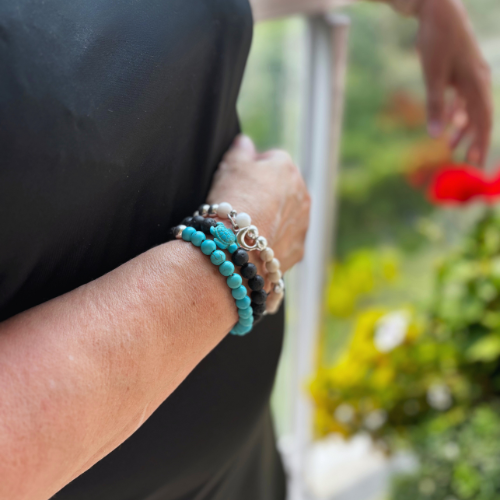 Éclats d'océan  |  Pierre turquoise et pierre de lave  |  Bracelet diffuseur