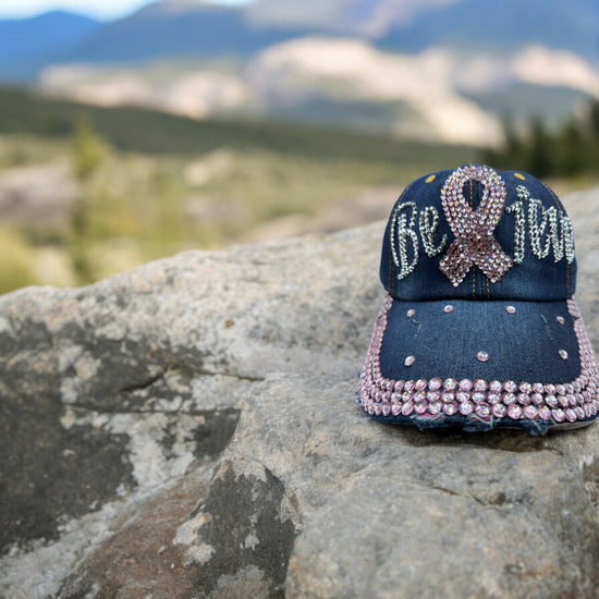 Casquette de sensibilisation au cancer du sein avec ruban rose et strass