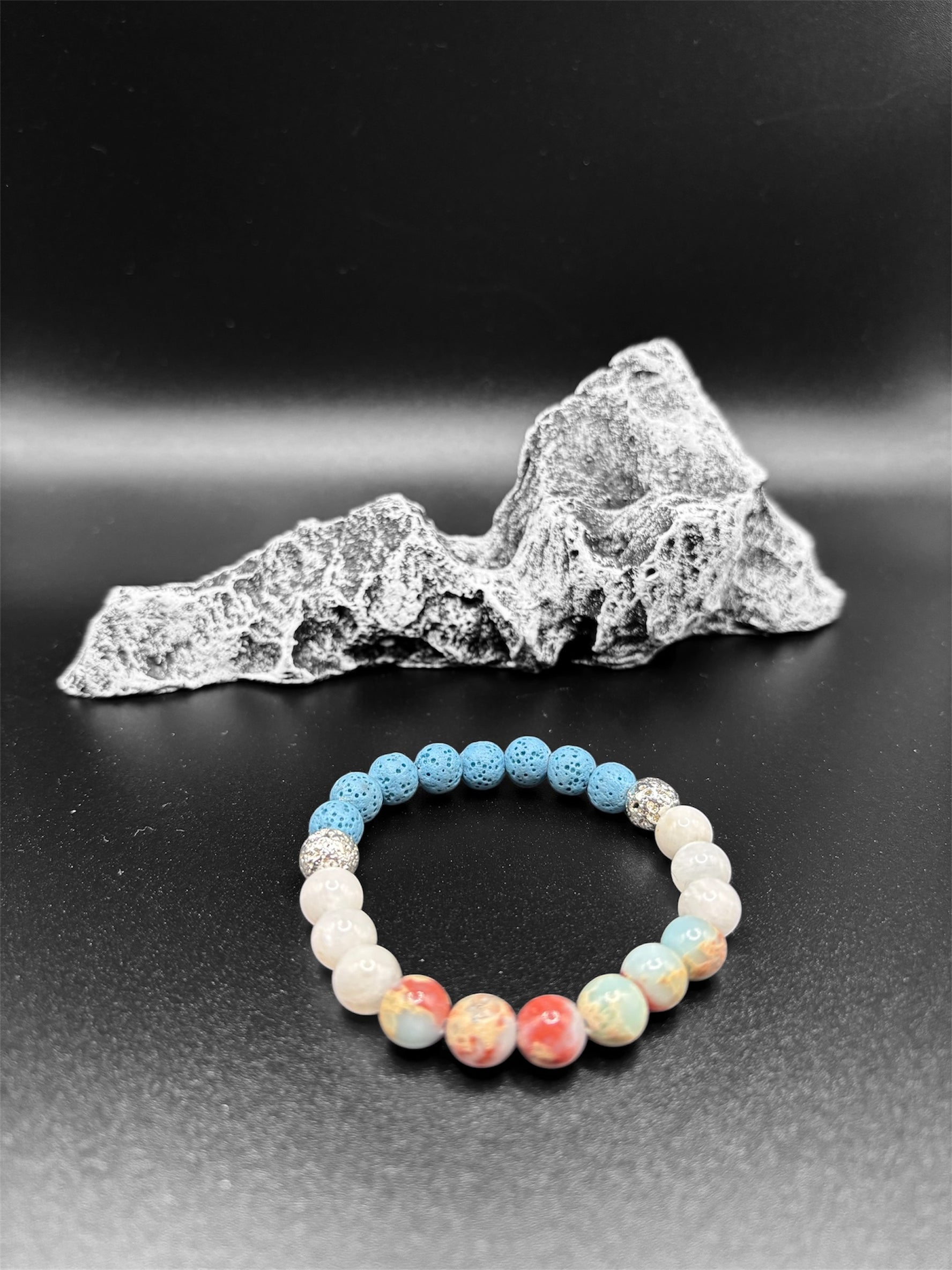 Énergie douce  🌋 Bracelet artisanal en pierre de lave diffuseur d'huiles essentielles (souschan)