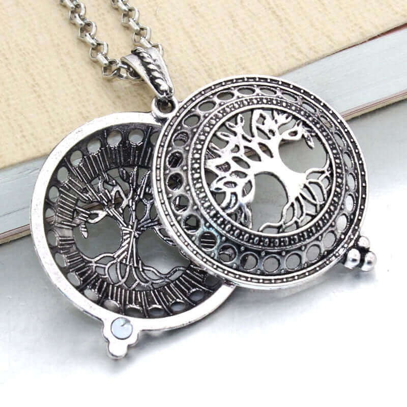 Collier pendentif diffuseur d'huiles essentielles -Bijoux- Christiane Constantineau