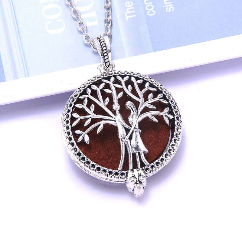 Collier pendentif diffuseur d'huiles essentielles -Bijoux- Christiane Constantineau
