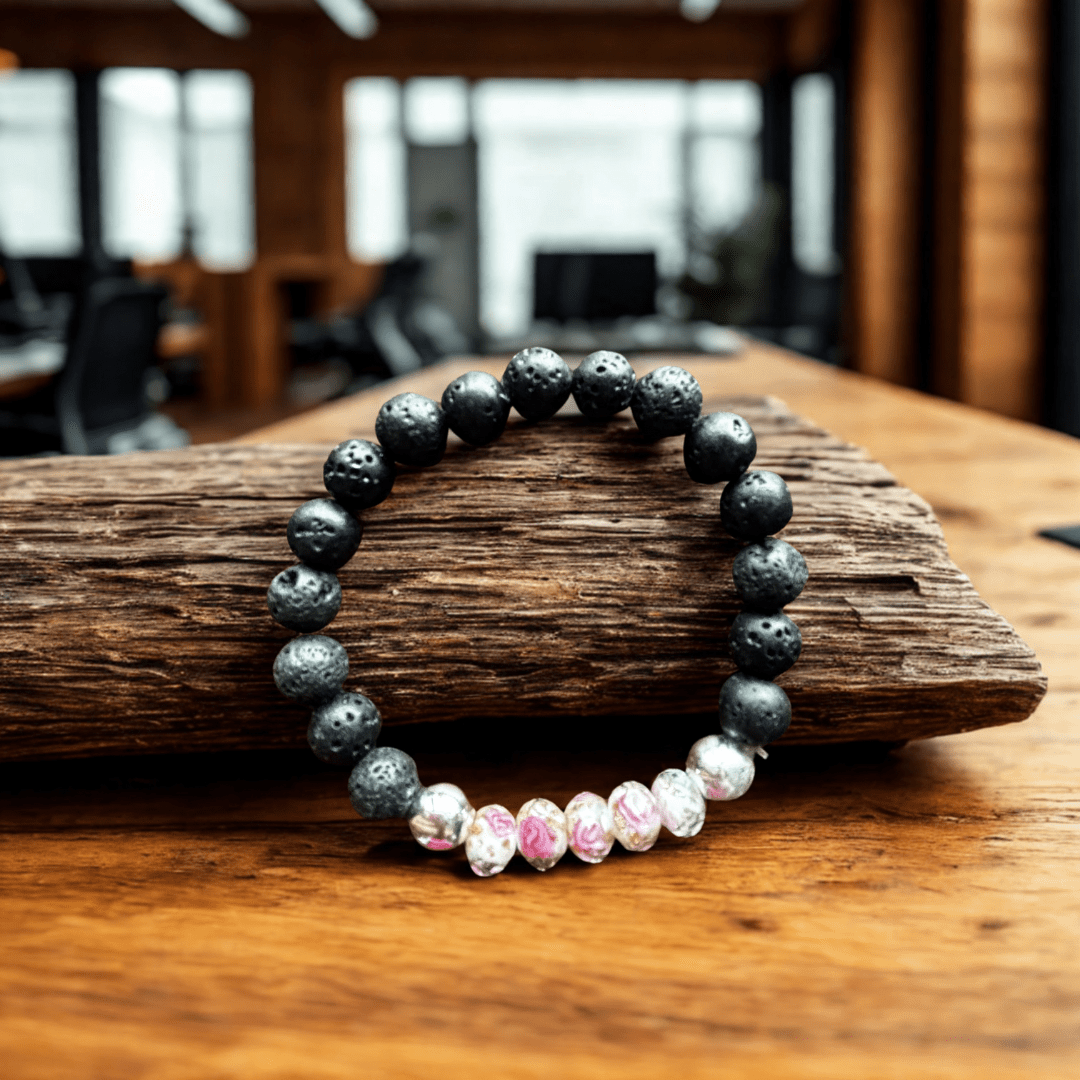 Éclat de rose | Perles de verre avec rose | Bracelet diffuseur -Bracelet- Christiane Constantineau