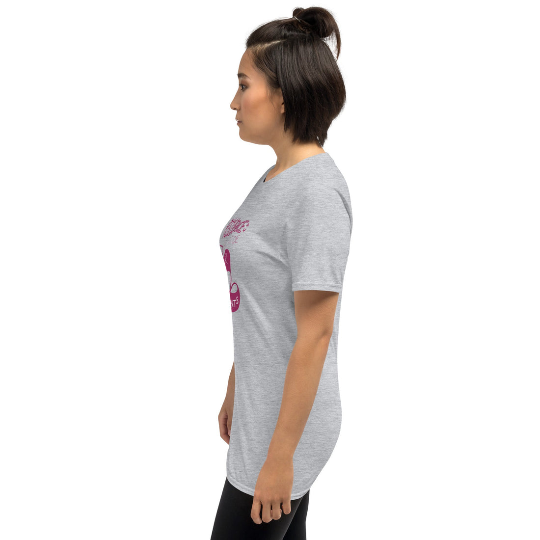 La résilience est l'art de naviguer dans les torrents (caractères roses) -T-Shirt- Christiane Constantineau