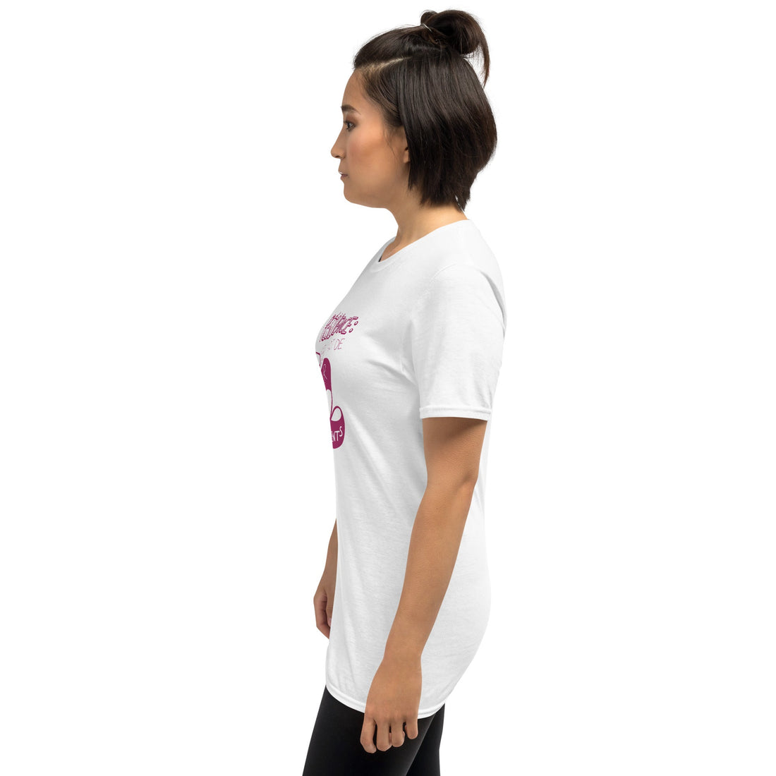 La résilience est l'art de naviguer dans les torrents (caractères roses) -T-Shirt- Christiane Constantineau