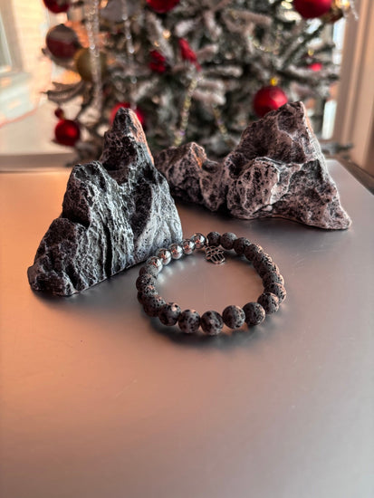 Persistance | Pierre de lave grise | Bracelet diffuseur -Bracelet- Christiane Constantineau