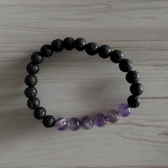 Sérénité cristalline | Cornaline, Quartz, Oeil de tigre, Améthise, Lapis, Citrine et Tourmaline | Bracelet diffuseur -Bracelet- Christiane Constantineau