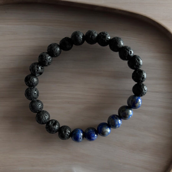 Sérénité cristalline | Cornaline, Quartz, Oeil de tigre, Améthise, Lapis, Citrine et Tourmaline | Bracelet diffuseur -Bracelet- Christiane Constantineau