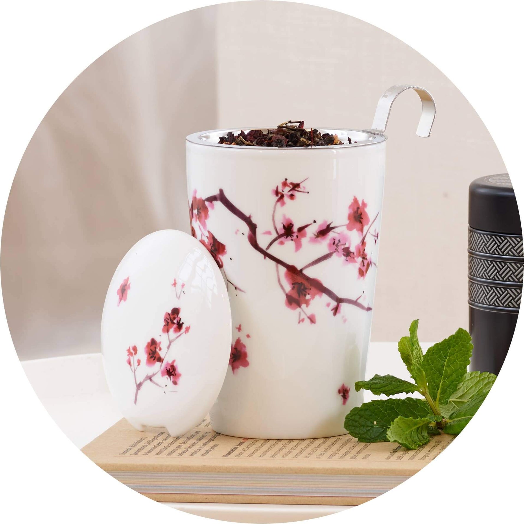 Tasse à thé en porcelaine -Tasses à thé- Christiane Constantineau